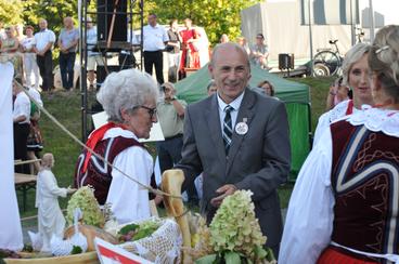 Święto Plonów Powiatu Wieluńskiego odbyło się w Osjakowie